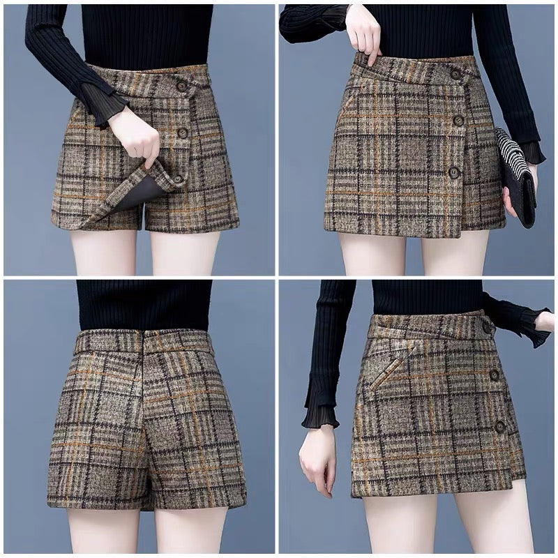 Woolen shorts women's autumn and winter 2022 new high-waist fake two-piece culottes outerwear fashion explosive plaid boot pants