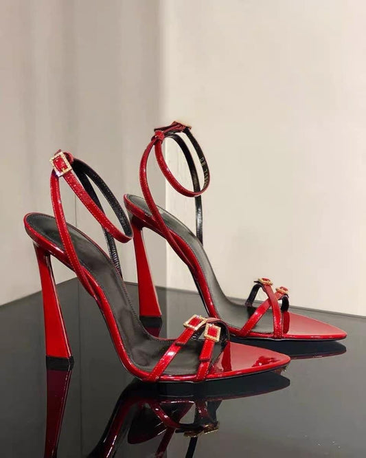 Open toe buckle strap rhinestone sandals women 2023 spring and summer new niche design sexy French pointed high heels
