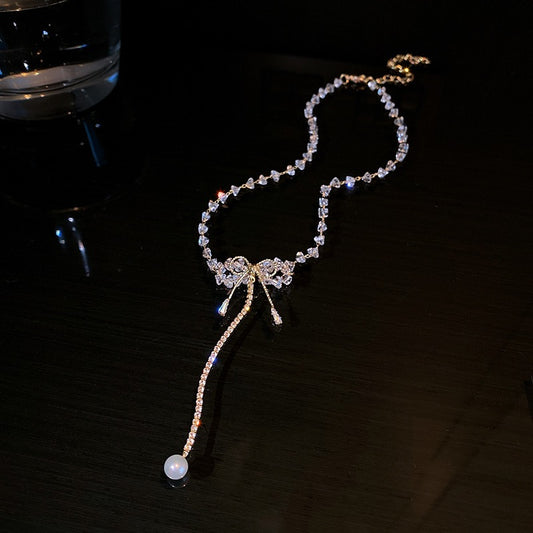 Crystal bow pendant necklace women's light luxury niche design sense 2022 new trendy high-end temperament necklace