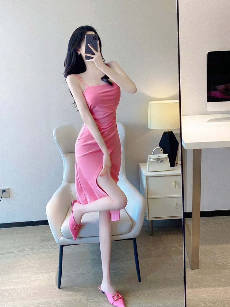 Pink suspender dress suit 2023 spring and autumn new temperament celebrity pure desire style sexy mid-length two-piece set
