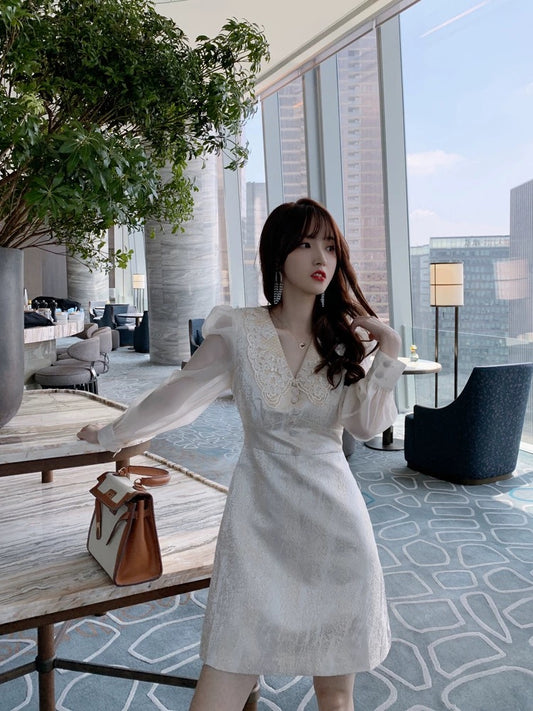 European station small dress temperament celebrity a-word small light luxury dress autumn age-reducing beautiful western-style skirt 1540