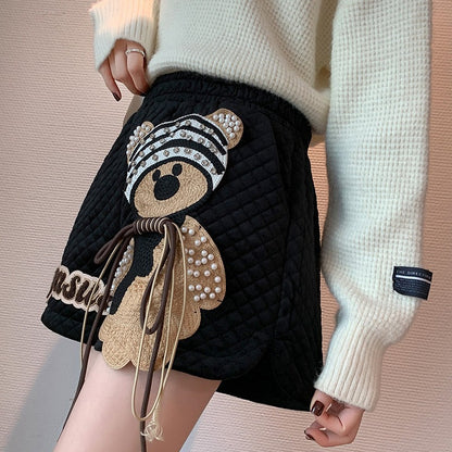 Thick quilted diamond shorts women's 2023 autumn and winter new European heavy industry nail drill bear casual wide-leg boots pants