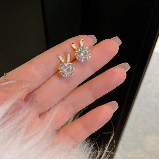 Rabbit earrings 925 silver needle flash diamond 2023 new trendy niche design high-end earrings female rabbit year earrings