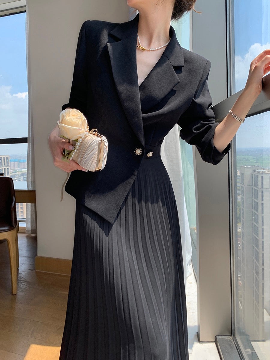 Guoge customized black dress female 2023 spring new suit collar waist thin temperament fake two pleated skirts