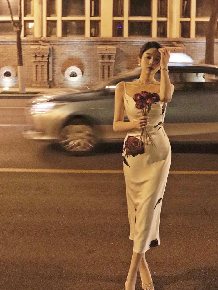Thirteen and Little Suspender Dress Female Summer Sexy Slim Long Skirt Temperament Retro Floral Mermaid Skirt