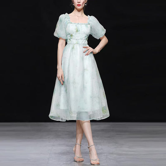 2022 summer new French light luxury high-end square neck lantern sleeve design fairy sweet floral dress