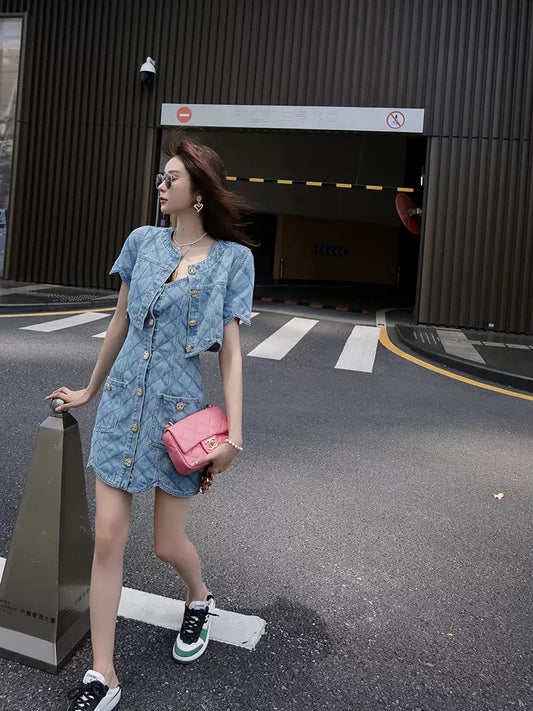 [Earth Store] Plaid V-neck high-waisted sleeveless denim suspender dress slimming + short jacket two-piece women 1588