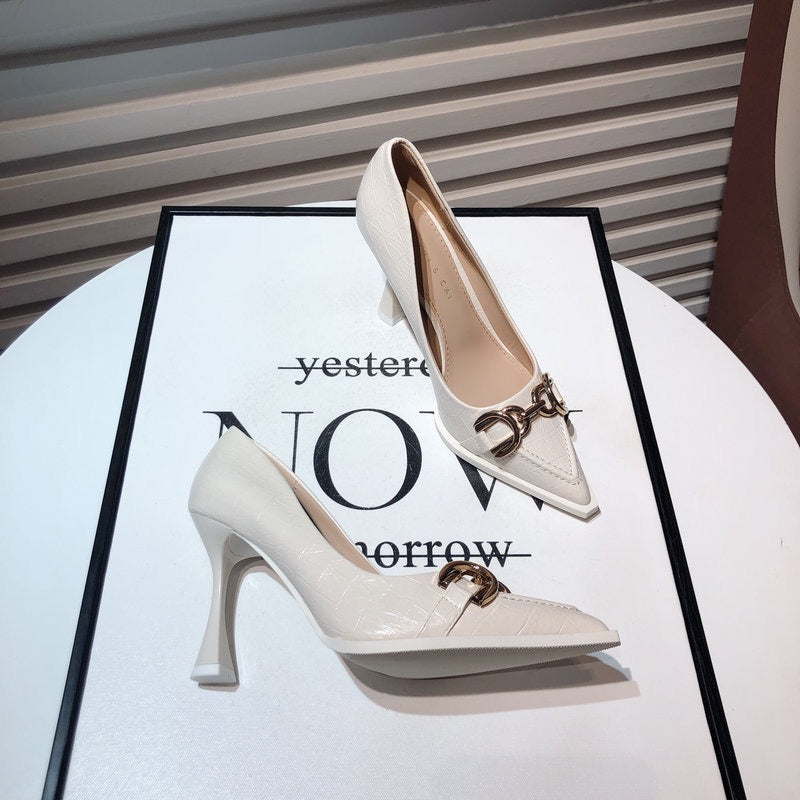 Off-white high-heeled shoes women's design sense niche temperament metal buckle pointed crocodile pattern stiletto shoes 2022 new