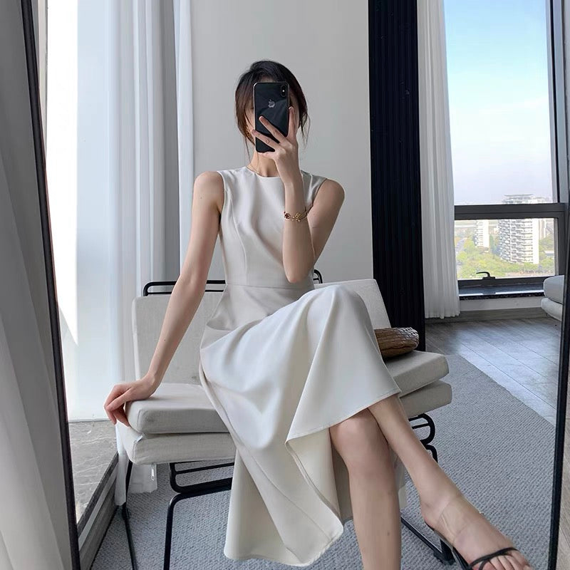 Guoge custom sleeveless dress 2022 summer new high-end sense waist slim temperament goddess fan round neck dress