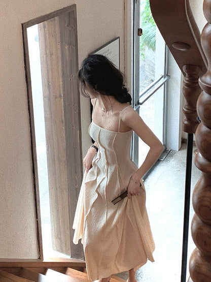 White sling dress women's summer 2023 new tea break French temperament waist slimming long skirt
