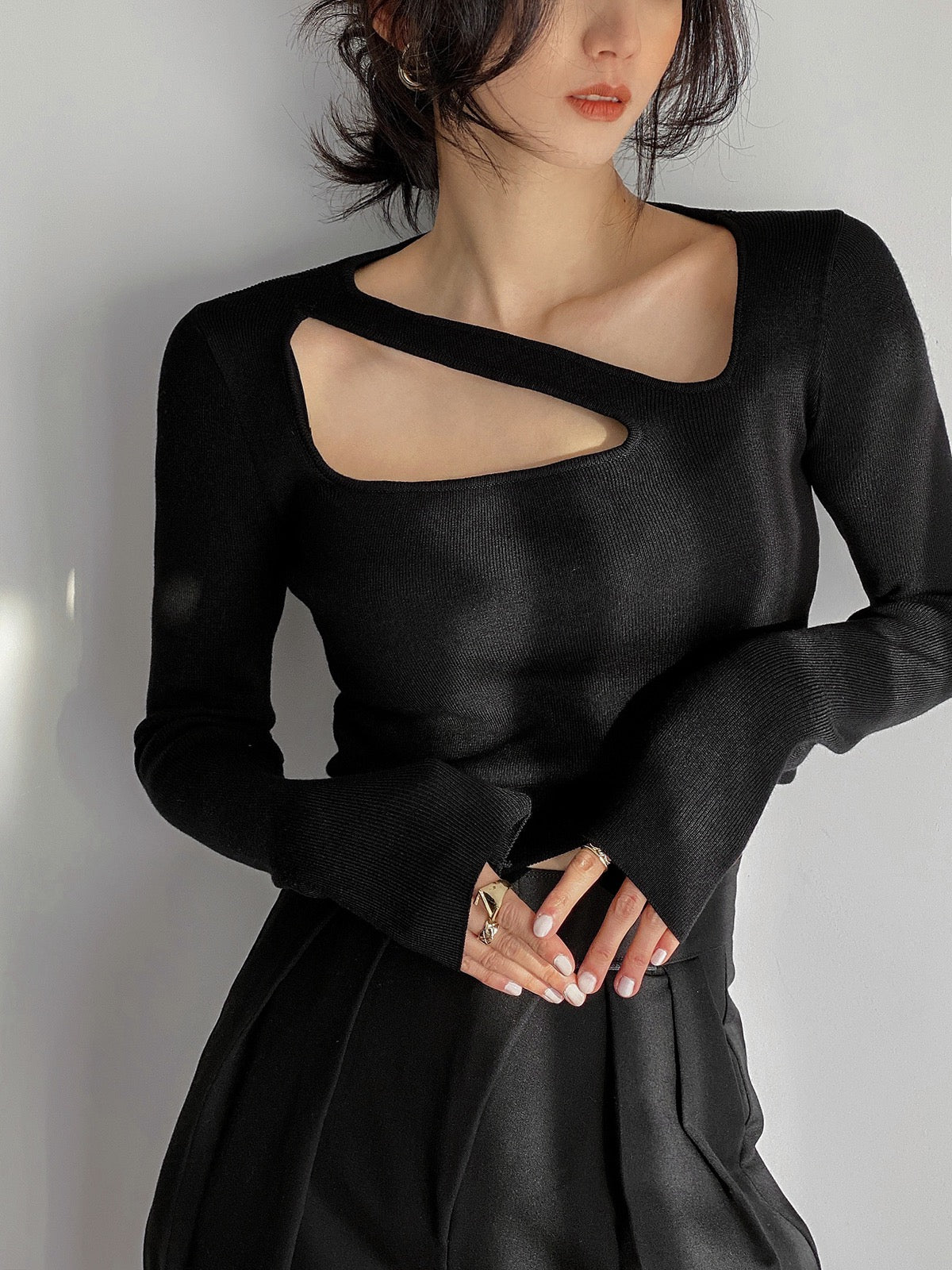 DOUBLE Z clavicle French square collar hollowed out knitted sweater women's autumn black hollowed out bottoming sweater