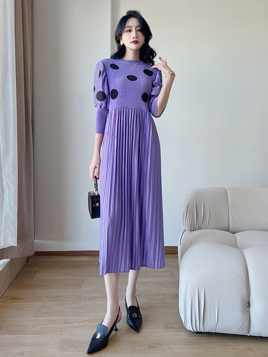 Miyake pleated black polka dot long-sleeved dress women's spring new large size waist slimming temperament age-reducing long skirt