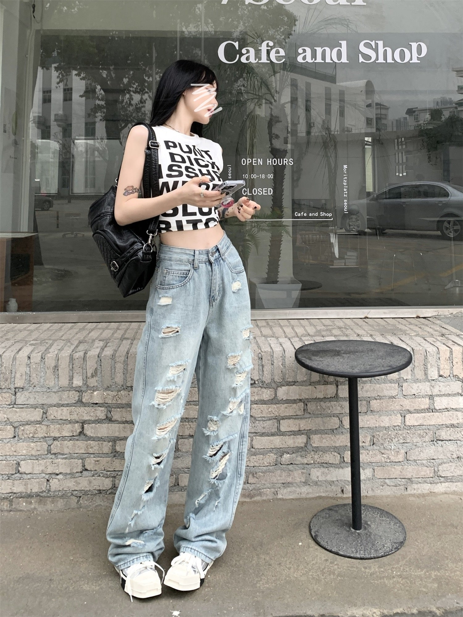 Size 00 ripped store jeans