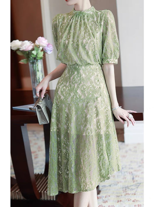Celebrity heavy industry dress summer female 2022 new elegant temperament French lace lace waist green skirt