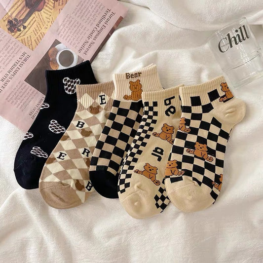 Spring and Autumn Plaid Bear Socks Women's Socks Ins Tide Cartoon Cute Net Red Student Cotton Versatile Short Tube