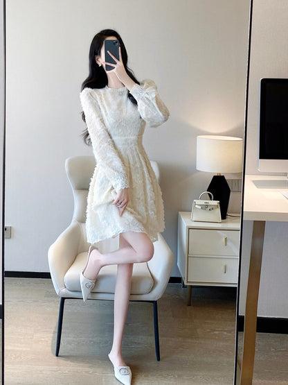 Lace dress women's 2022 autumn and winter new French style temperament ladies sweet waist slimming bottoming a-line skirt