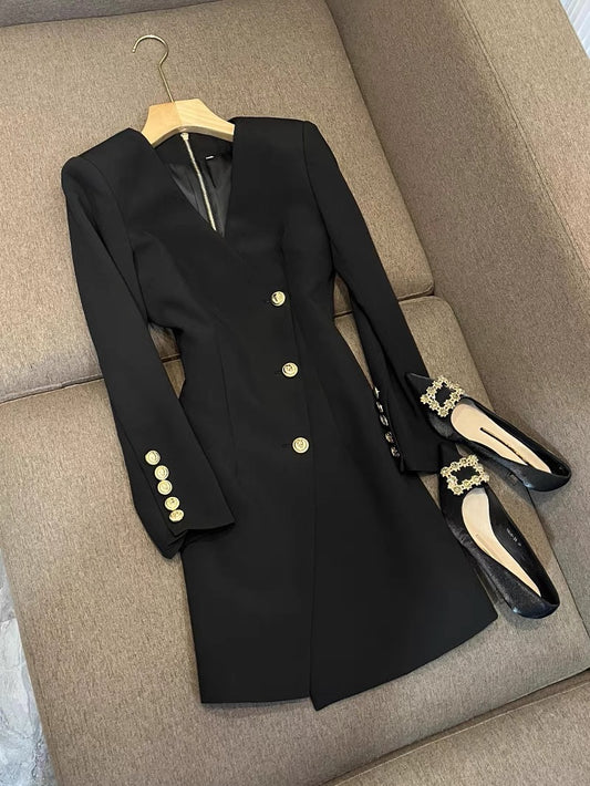 Women's dresses waist and slim temperament three button V-neck suit skirt bag hip short skirt European and American style 6484