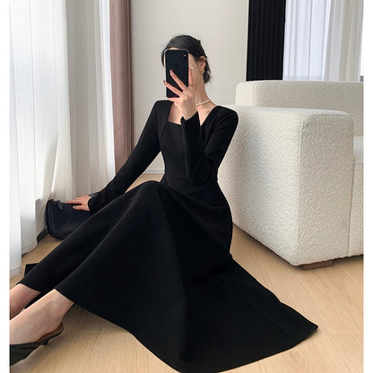 Guoge customized black dress female 2023 spring new square collar slim temperament Hepburn style long-sleeved skirt