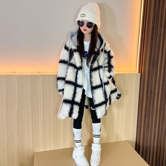 Girls and children's jacket mid-length net red fashionable plaid lamb velvet top 2022 autumn and winter thick fur coat