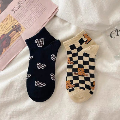 Spring and Autumn Plaid Bear Socks Women's Socks Ins Tide Cartoon Cute Net Red Student Cotton Versatile Short Tube