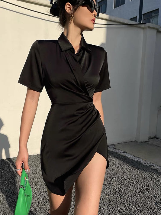Well also high-end, niche temperament, black short-sleeved dress, feminine, waist, thin, satin shirt, short skirt