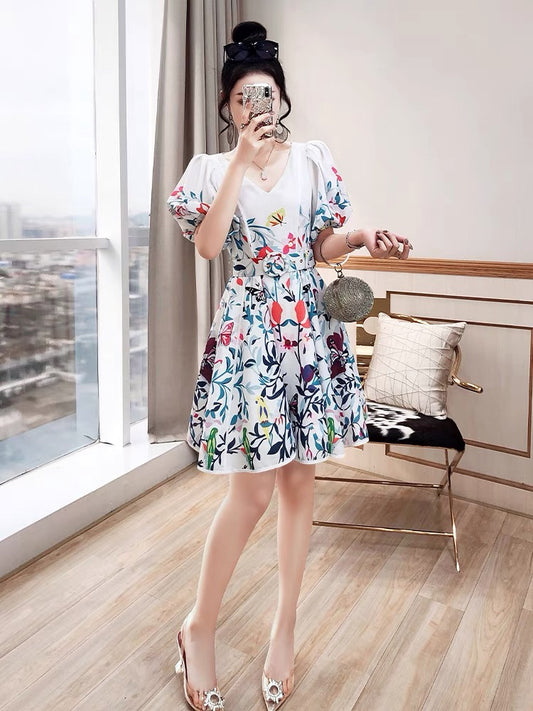 Skirt small women's clothing 2022 new summer dress temperament ladies floral v-neck waist tea break French dress